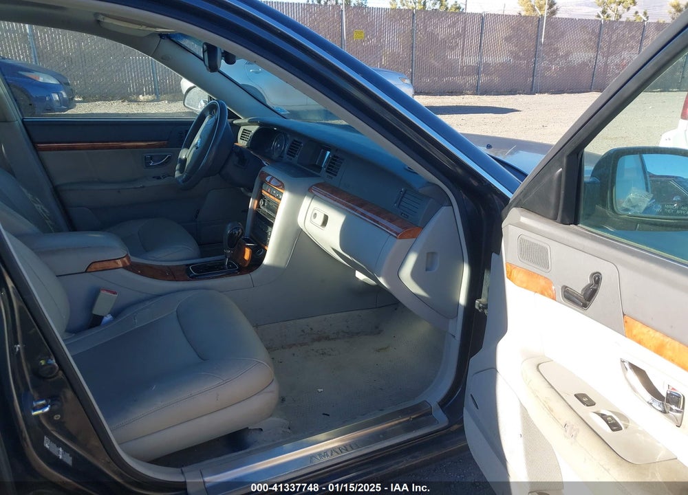 2004 KIA AMANTI VIN: KNALD124645048776