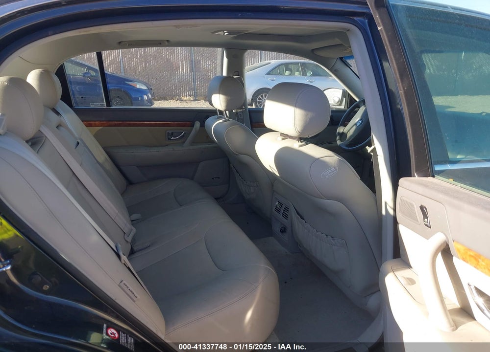 2004 KIA AMANTI VIN: KNALD124645048776
