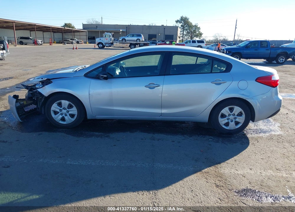 2015 KIA FORTE VIN: KNAFX4A68F5378916