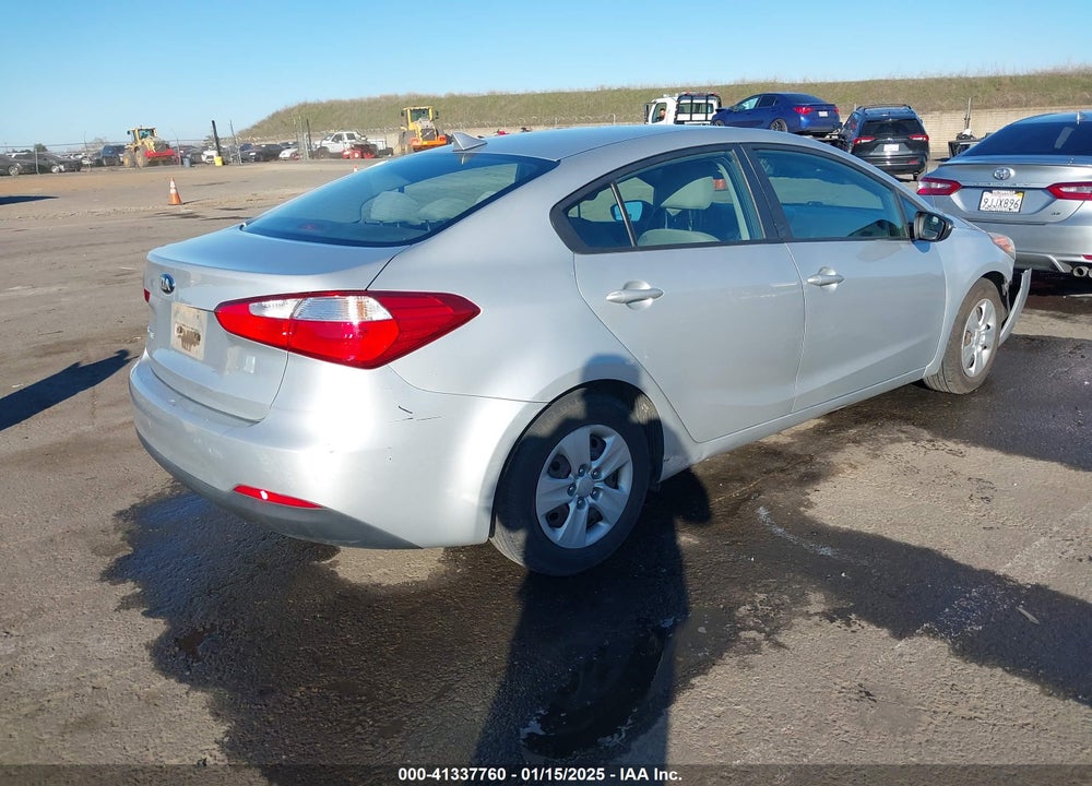 2015 KIA FORTE VIN: KNAFX4A68F5378916