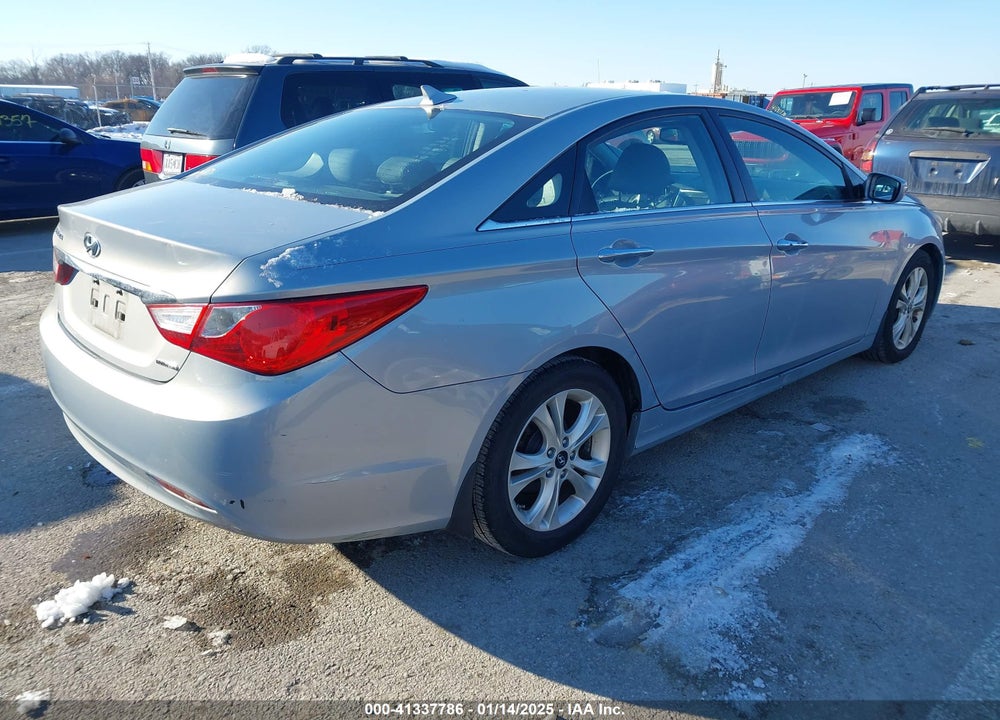 2011 HYUNDAI SONATA LIMITED VIN: 5NPEC4AC7BH111339