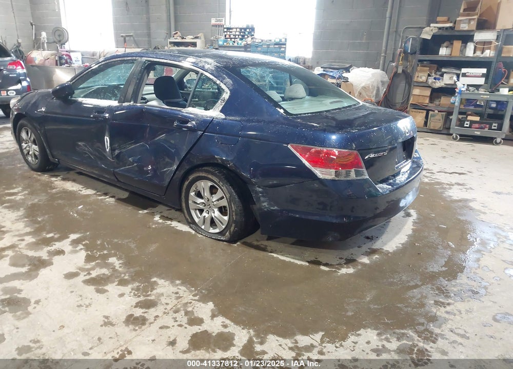 2010 HONDA ACCORD 2.4 LX-P VIN: 1HGCP2F46AA151033