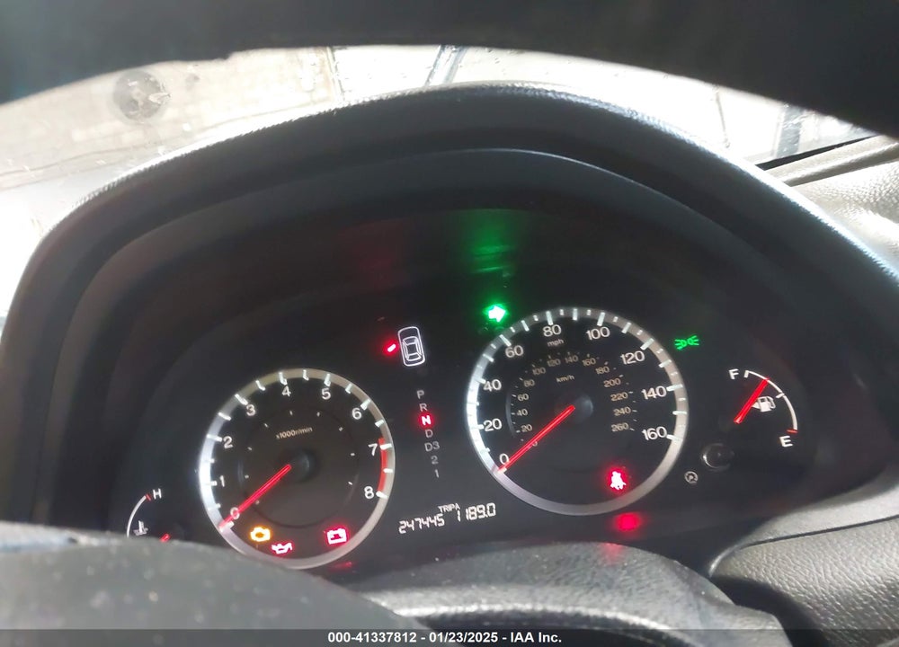 2010 HONDA ACCORD 2.4 LX-P VIN: 1HGCP2F46AA151033