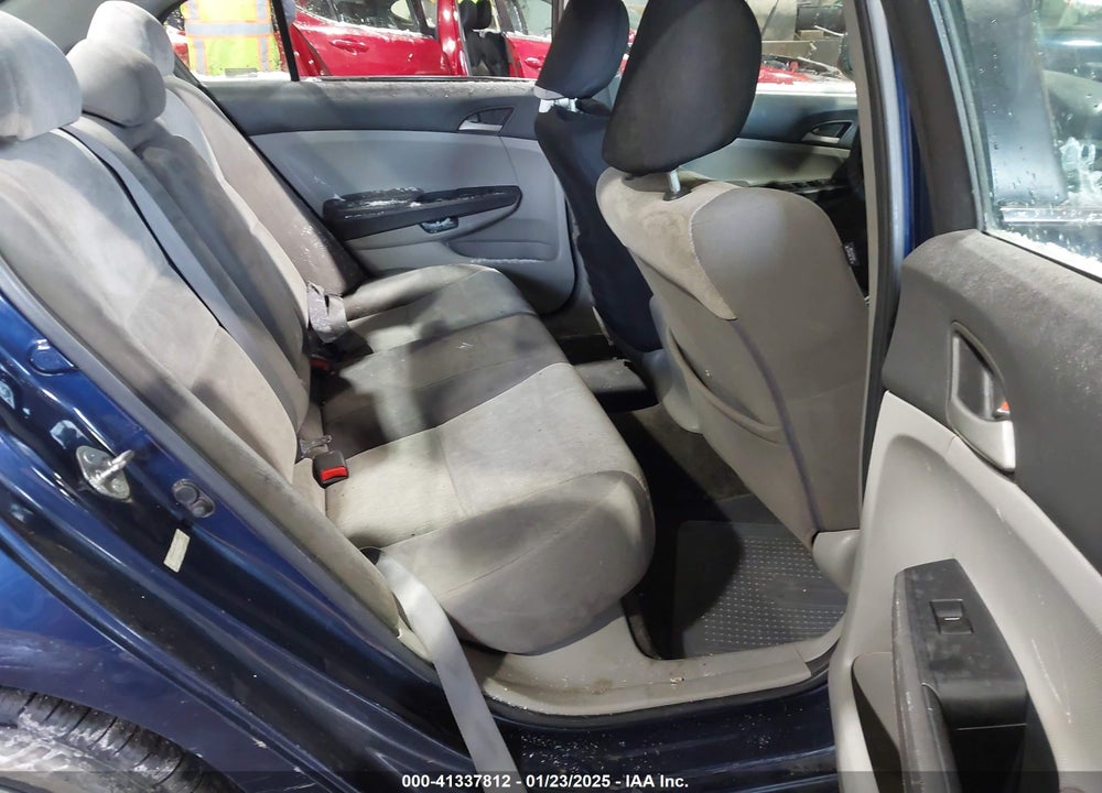 2010 HONDA ACCORD 2.4 LX-P VIN: 1HGCP2F46AA151033