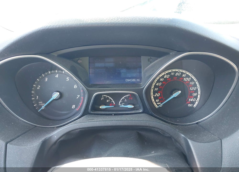 2013 FORD FOCUS VIN: 1FADP3F28DL384353