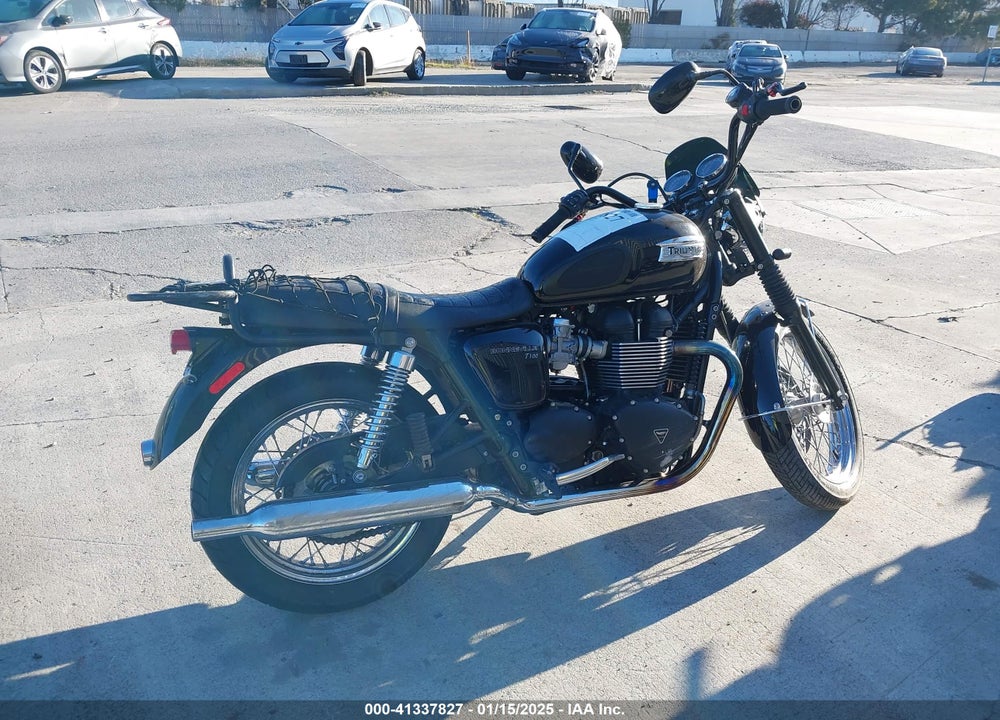 2013 TRIUMPH MOTORCYCLE BONNEVILLE T100 VIN: SMT910K16DT602353