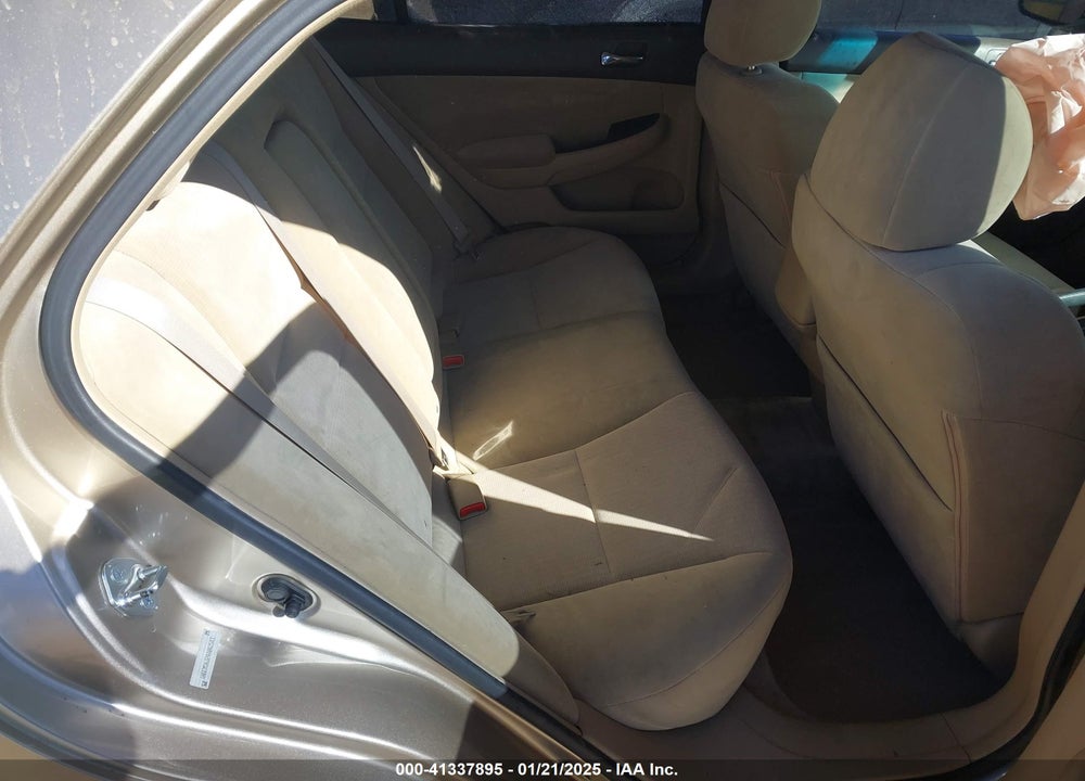 2004 HONDA ACCORD 2.4 LX VIN: 1HGCM56324A042543