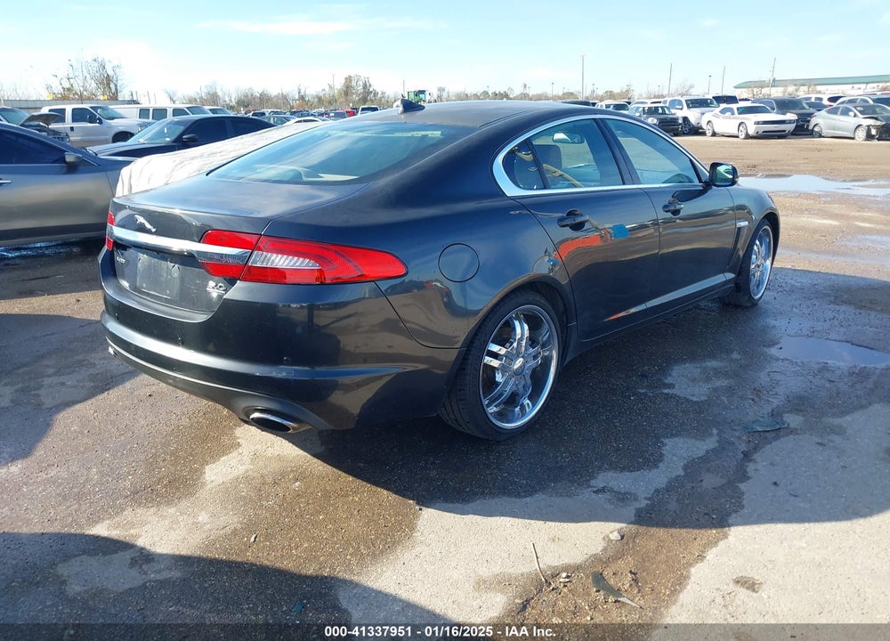 2013 JAGUAR XF VIN: SAJWJ0EF3D8S74872