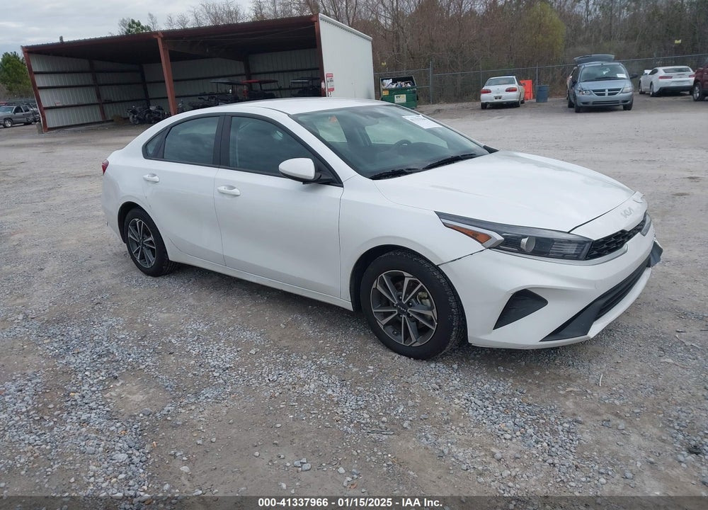 2023 KIA FORTE LXS VIN: 3KPF24ADXPE577648