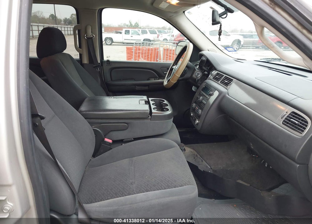 2008 CHEVROLET TAHOE LS VIN: 1GNFC13C58R250071