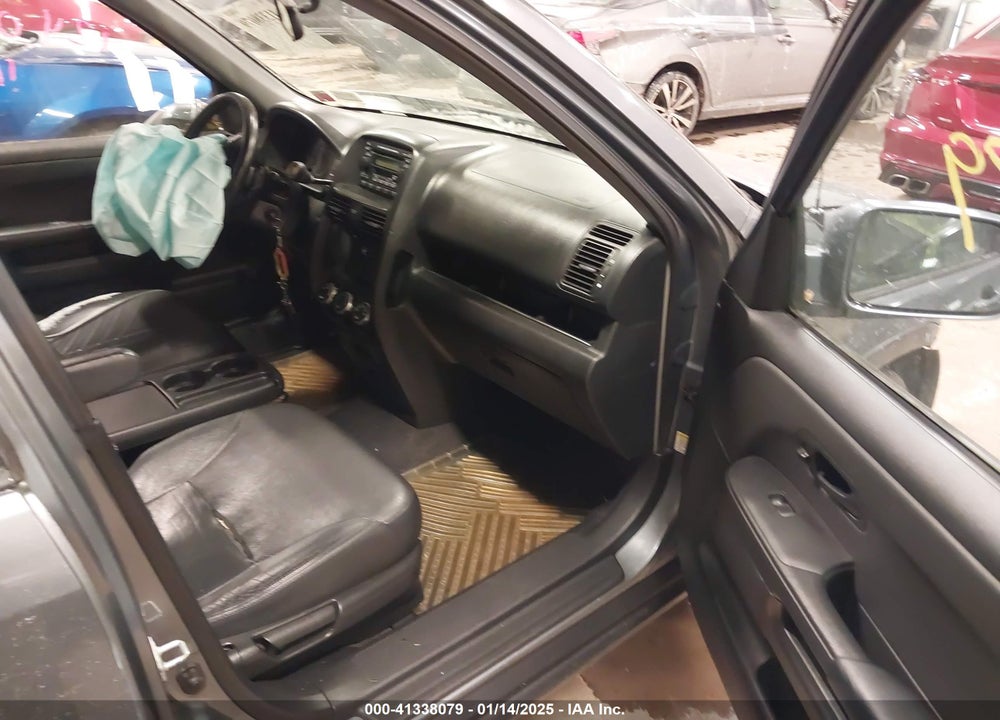 2005 HONDA CR-V SE VIN: SHSRD78945U338803