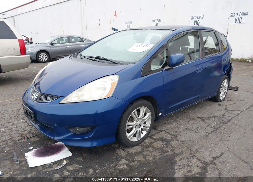 2009 HONDA FIT VIN: JHMGE87679S044439