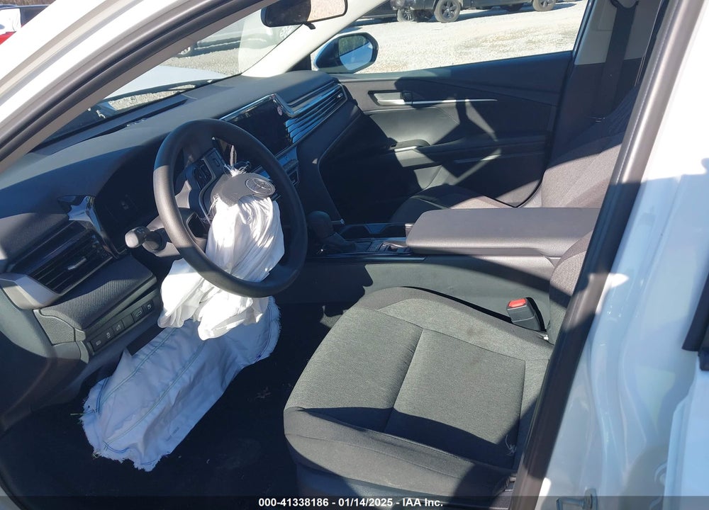 2025 TOYOTA CAMRY LE VIN: 4T1DAACK2SU033509