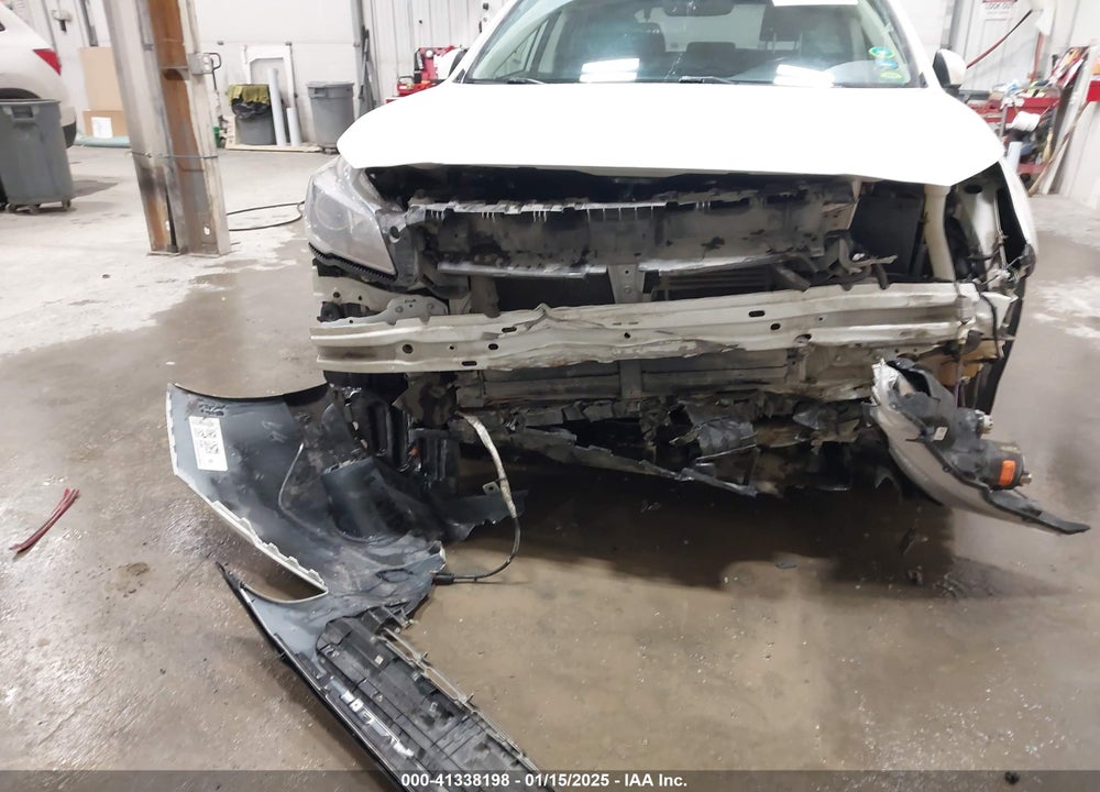 2017 SUBARU OUTBACK 2.5I LIMITED VIN: 4S4BSANCXH3429647