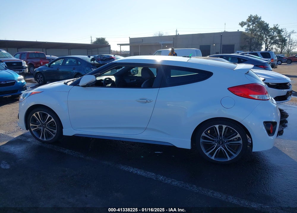 2016 HYUNDAI VELOSTER VIN: KMHTC6AE0GU292751