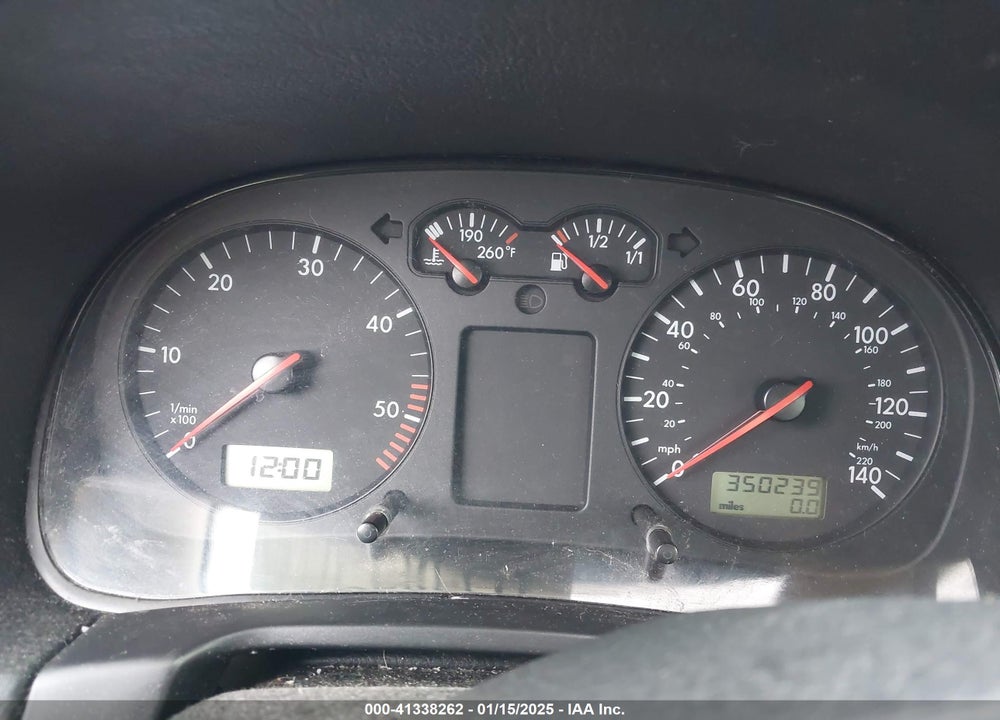 2000 VOLKSWAGEN JETTA GL TDI VIN: 3VWRF29M1YM145738