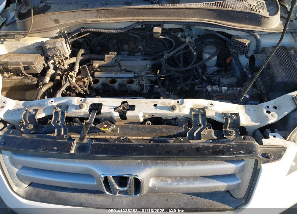 2006 HONDA PILOT EX-L VIN: 2HKYF18586H557936