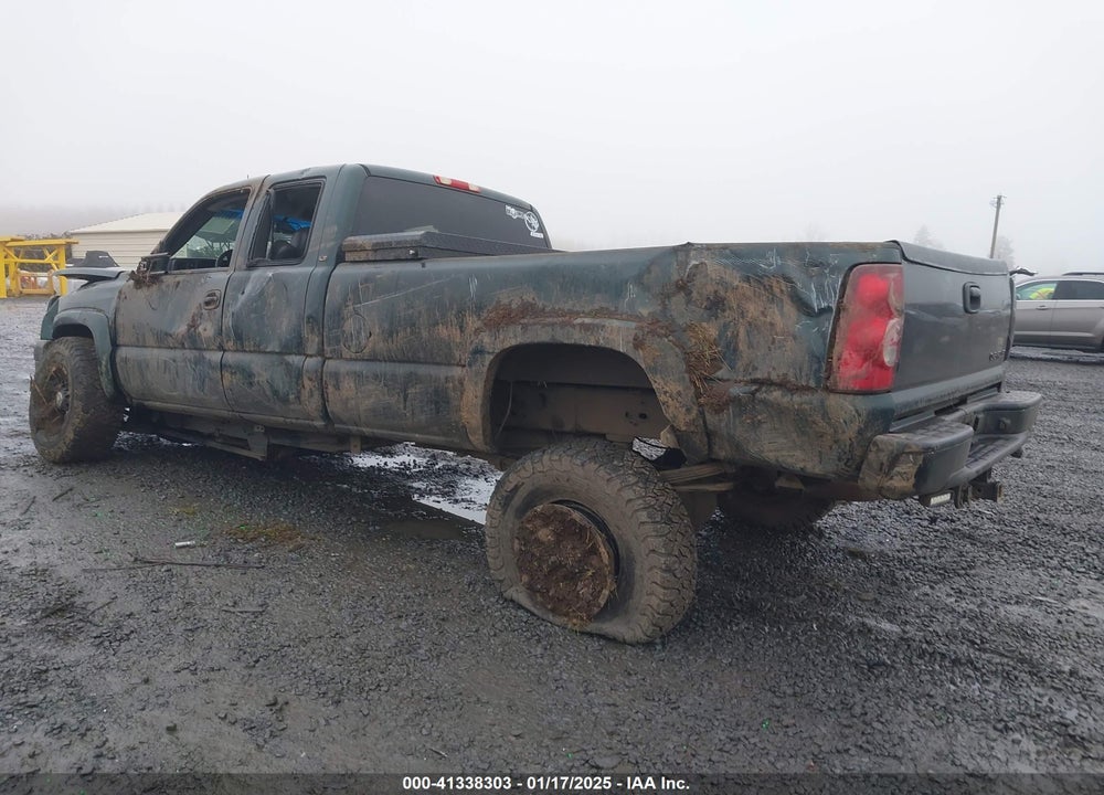 2003 CHEVROLET SILVERADO 2500HD VIN: 1GCHK29U23E244349
