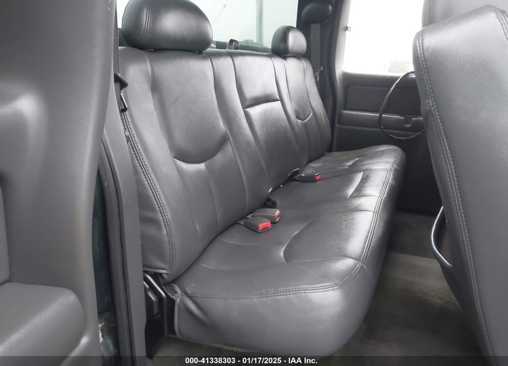 2003 CHEVROLET SILVERADO 2500HD VIN: 1GCHK29U23E244349