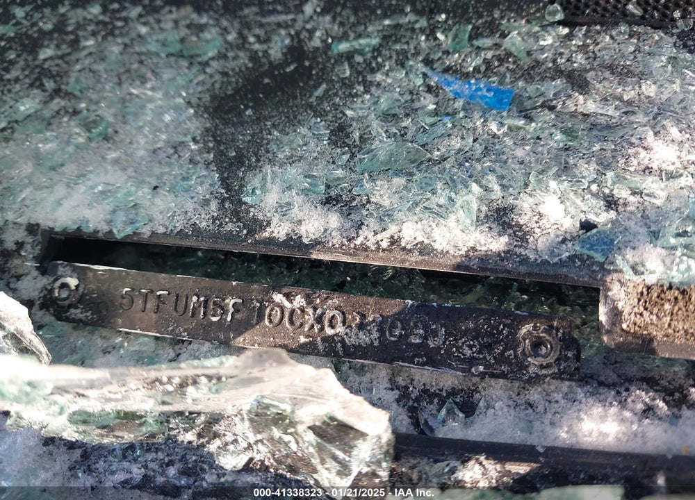 2012 TOYOTA TUNDRA GRADE 4.6L V8 VIN: 5TFUM5F10CX033031