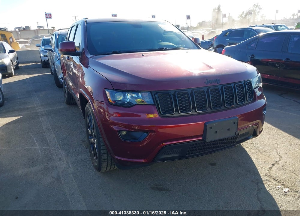 2018 JEEP GRAND CHEROKEE ALTITUDE 4X2 VIN: 1C4RJEAG1JC208675