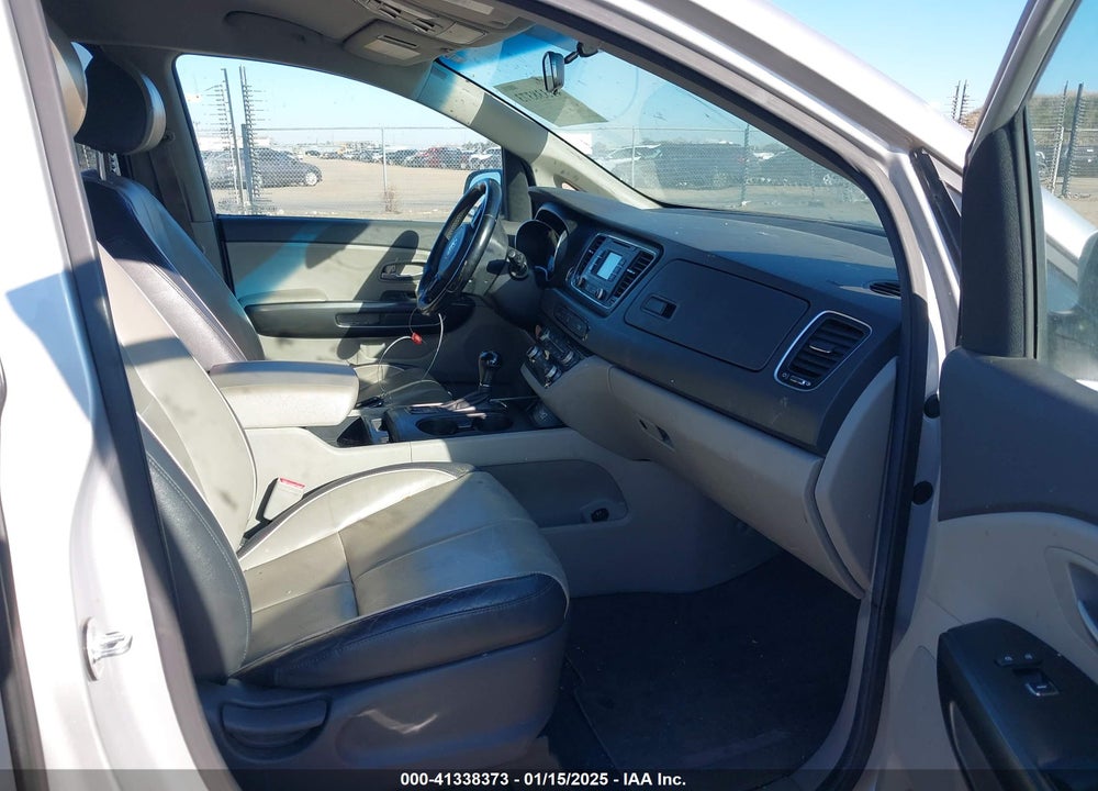 2017 KIA SEDONA LX VIN: KNDMB5C17H6229569