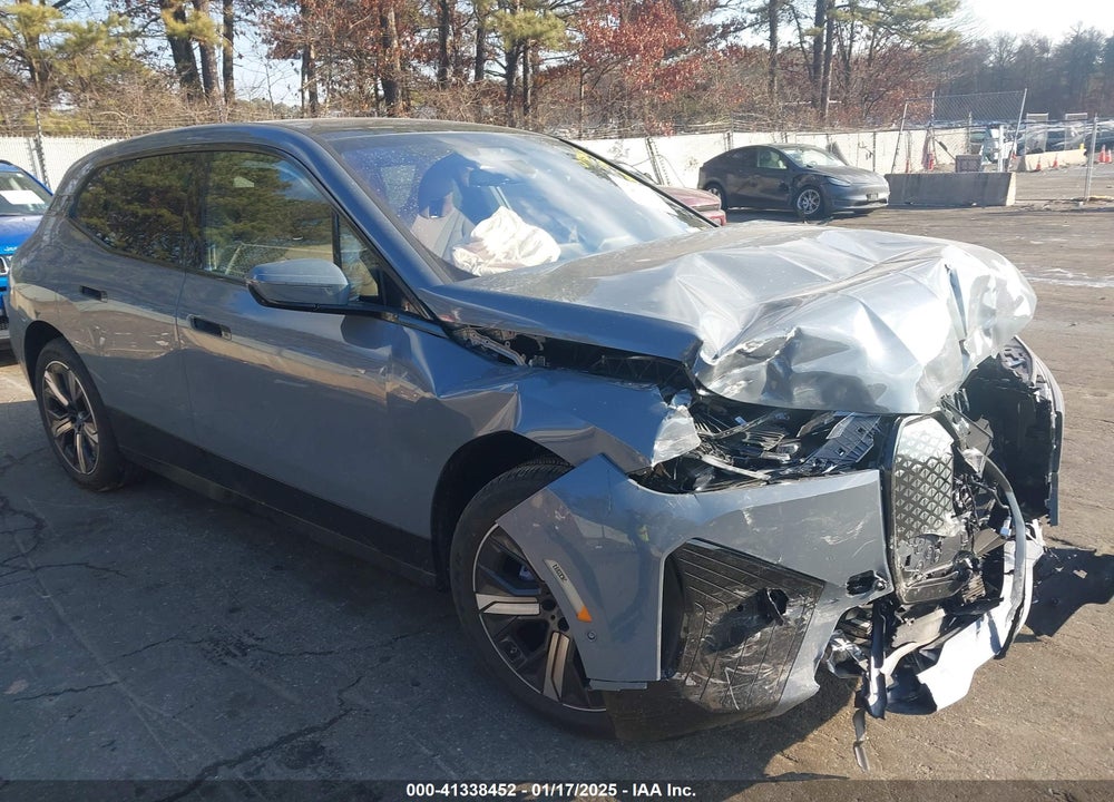 2025 BMW IX XDRIVE50 VIN: WB523CF01SCT10311