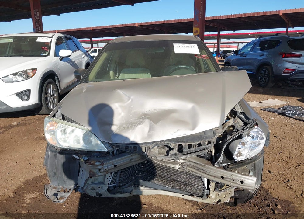 2005 HONDA CIVIC LX VIN: 2HGES16525H527096
