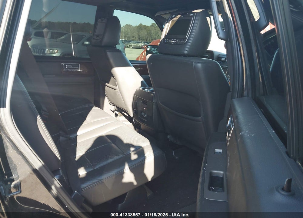 2013 LINCOLN NAVIGATOR VIN: 5LMJJ2J50DEL08892