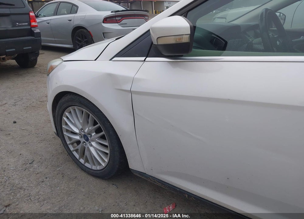 2012 FORD FOCUS VIN: 1FAHP3M21CL366702