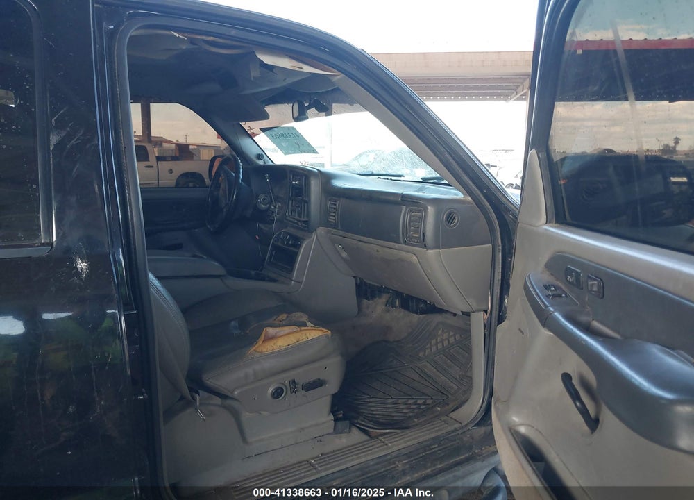 2003 CHEVROLET TAHOE Z71 VIN: 1GNEK13TX3R176833