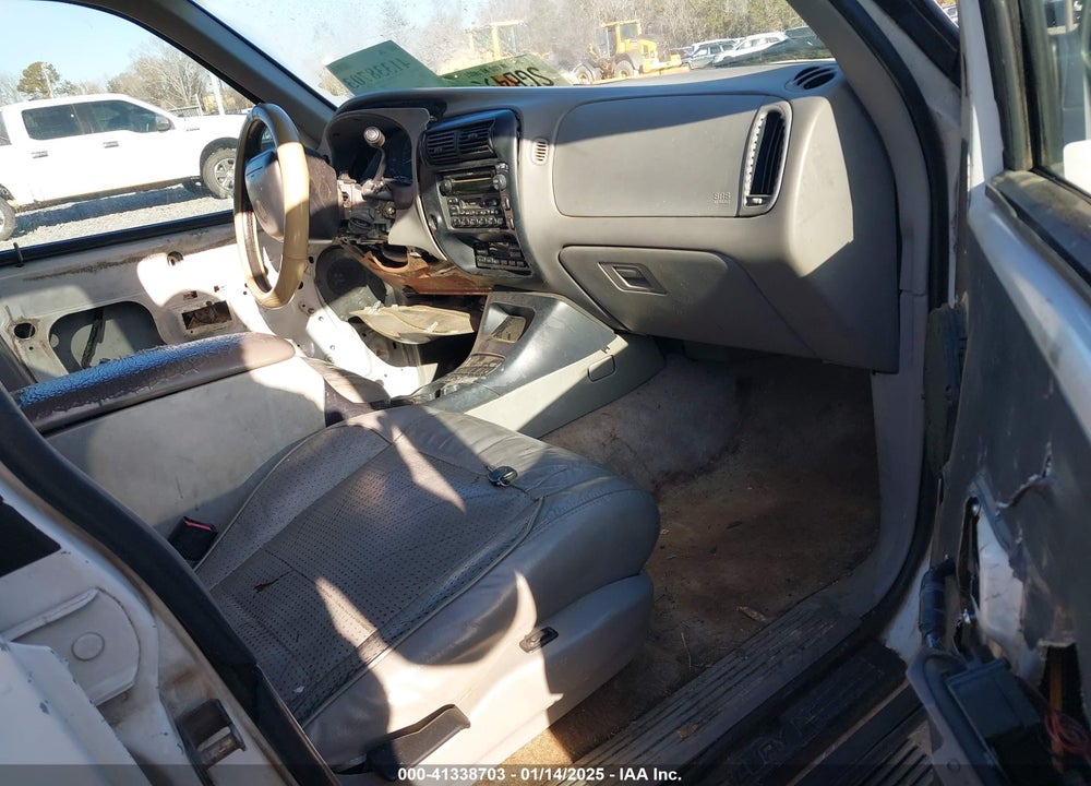 1998 MERCURY MOUNTAINEER VIN: 4M2ZU52P5WUJ45551