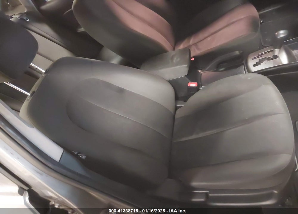 2010 HYUNDAI ELANTRA SE VIN: KMHDU4AD5AU108392