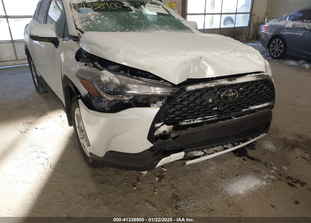 2024 TOYOTA COROLLA CROSS LE VIN: 7MUBAABG8RV108114