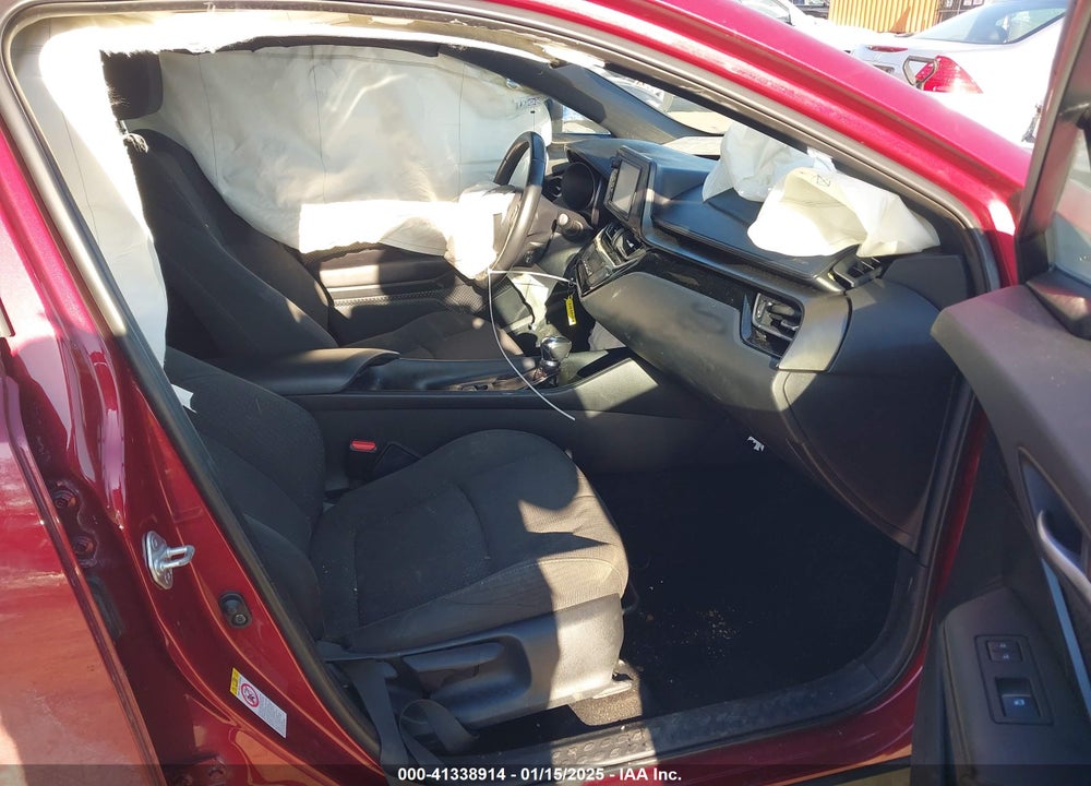 2018 TOYOTA C-HR VIN: NMTKHMBX6JR055262