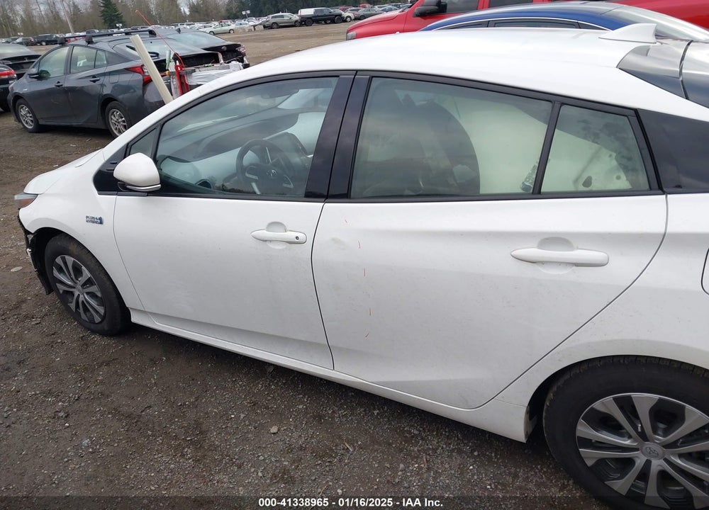 2018 TOYOTA PRIUS PRIME PREMIUM VIN: JTDKARFP1J3072243