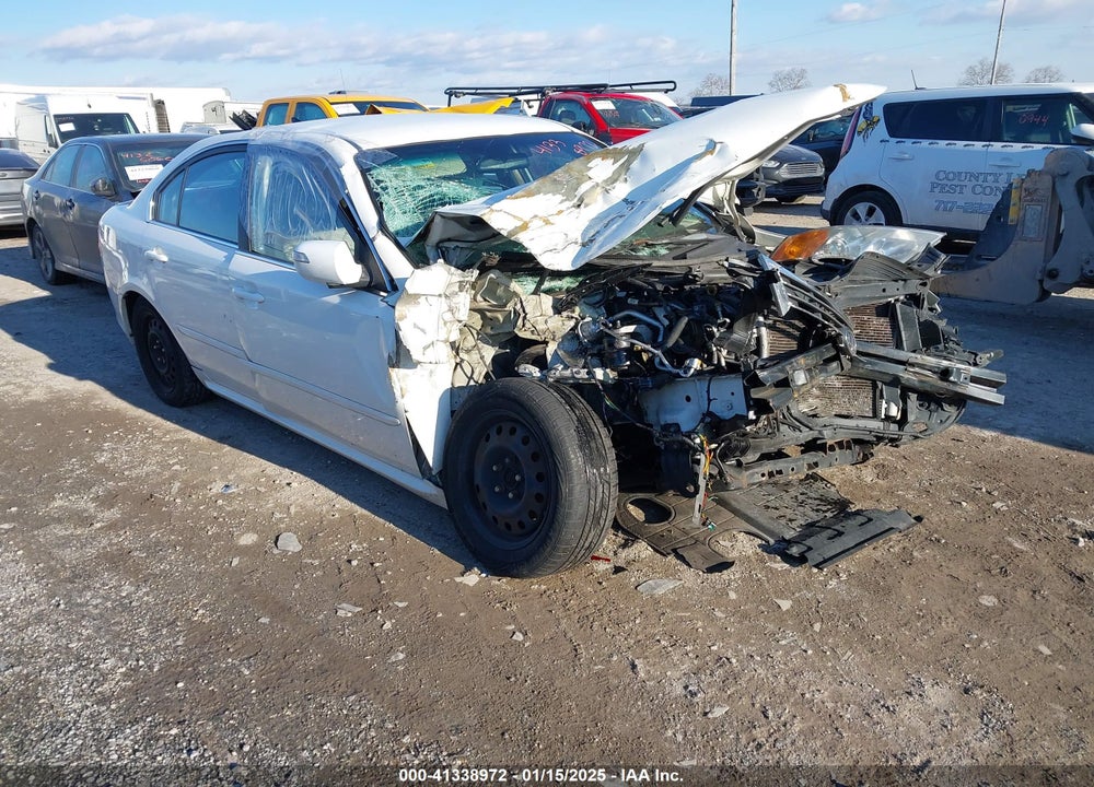 2010 KIA OPTIMA LX VIN: KNAGG4A81A5404917