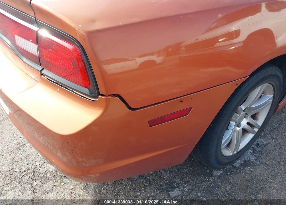 2011 DODGE CHARGER VIN: 2B3CL3CG3BH591200