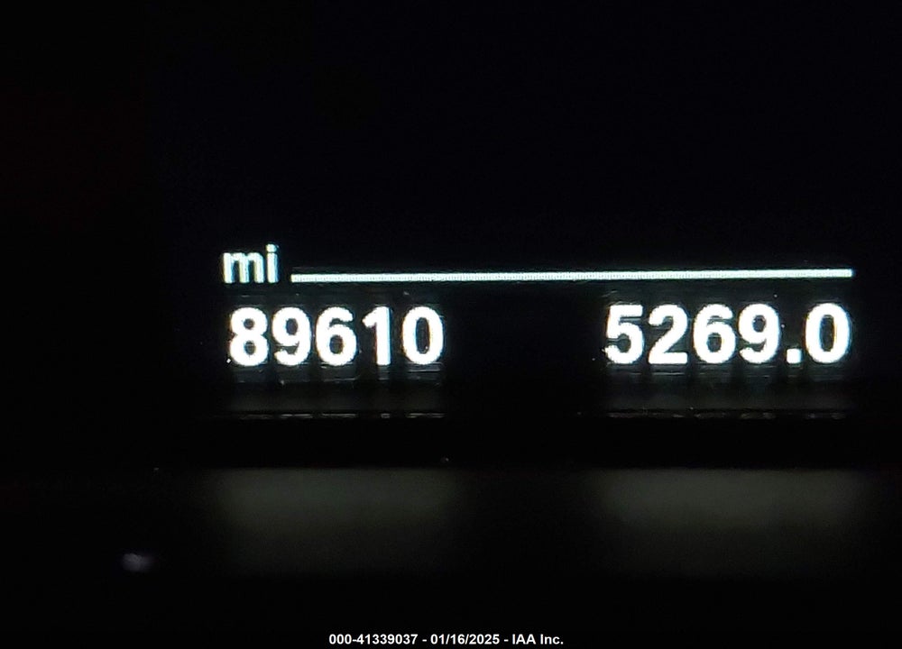 2015 BMW M3 VIN: WBS3C9C59FP806198
