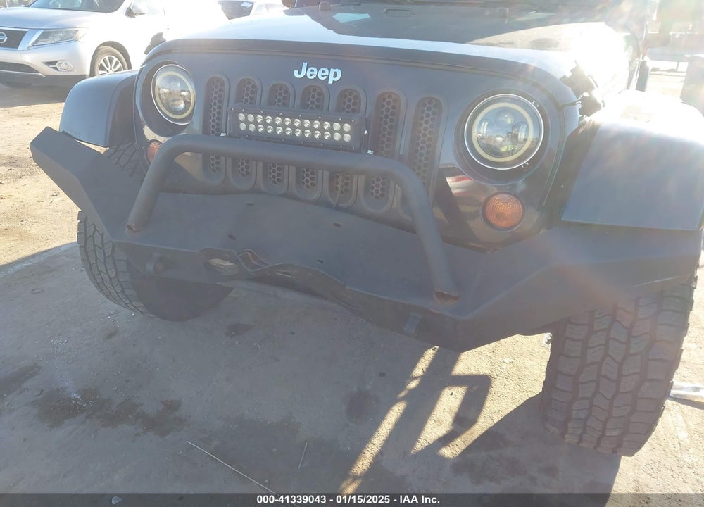 2013 JEEP WRANGLER UNLIMITED SAHARA VIN: 1C4HJWEG9DL662964