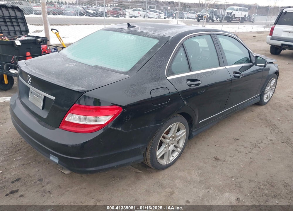 2010 MERCEDES-BENZ C VIN: WDDGF5GB0AR096135