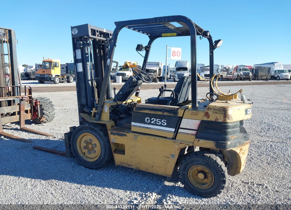 1996 DAEWOO FORKLIFT VIN: 1205147