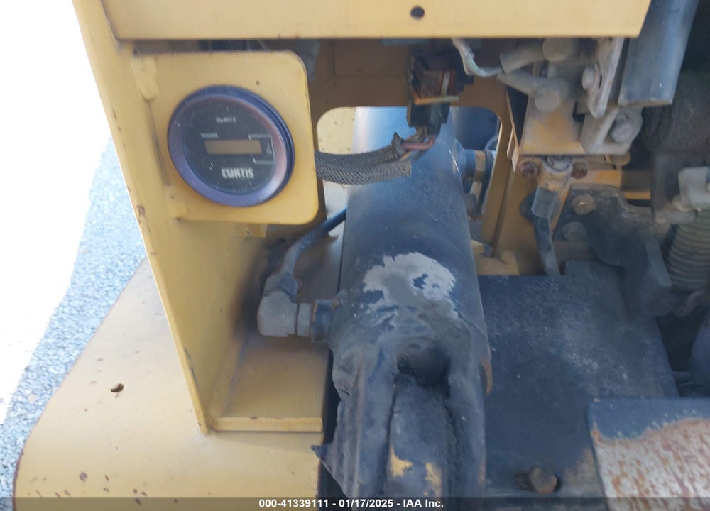 1996 DAEWOO FORKLIFT VIN: 1205147