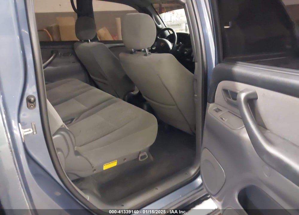 2006 TOYOTA TUNDRA SR5 V8 VIN: 5TBDT44176S527325