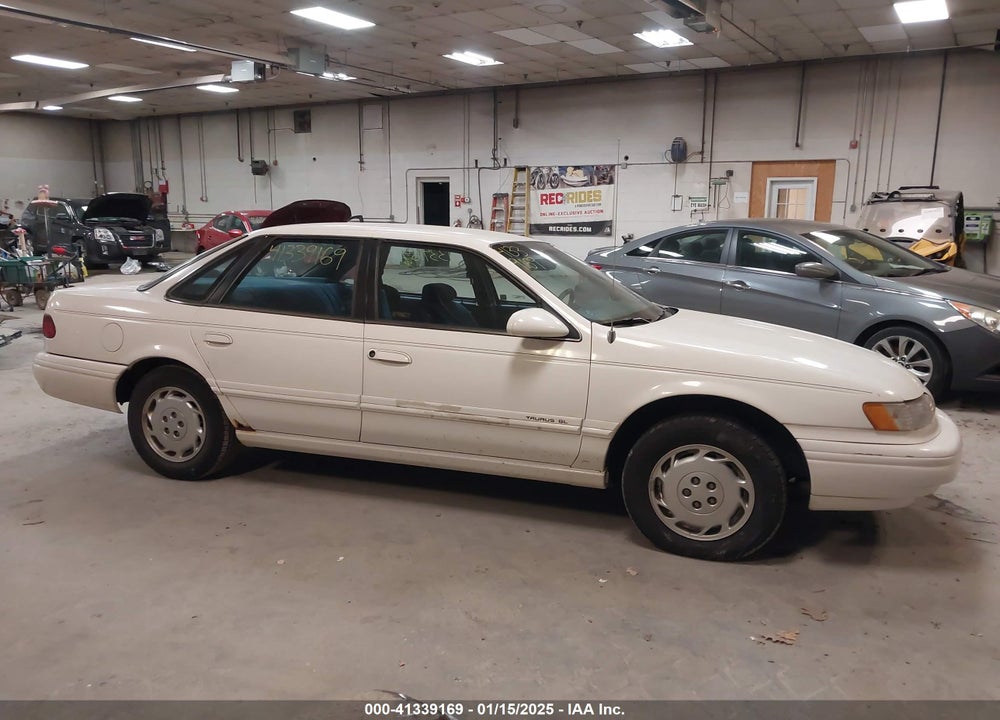 1994 FORD TAURUS GL VIN: 1FALP52UXRA141077