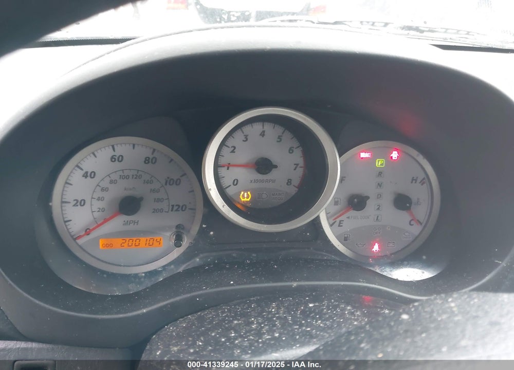 2005 TOYOTA RAV4 VIN: JTEGD20V550086628