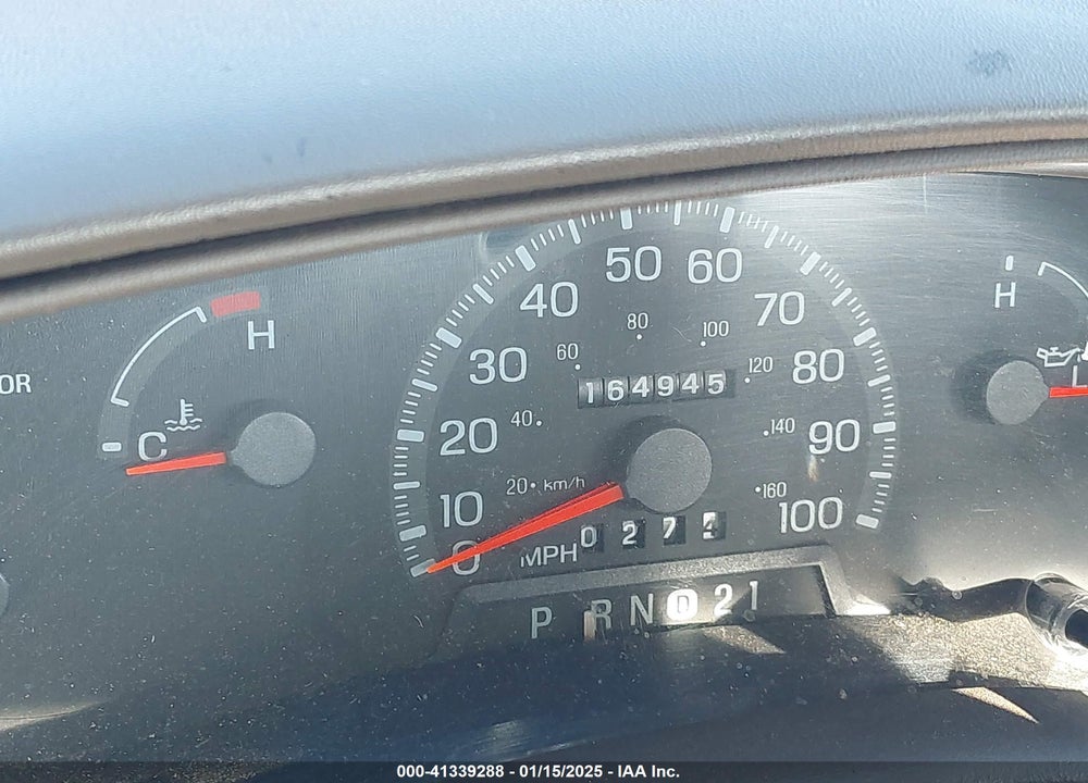 1998 FORD F-150 STANDARD/XL/XLT VIN: 1FTZF1720WNB57431