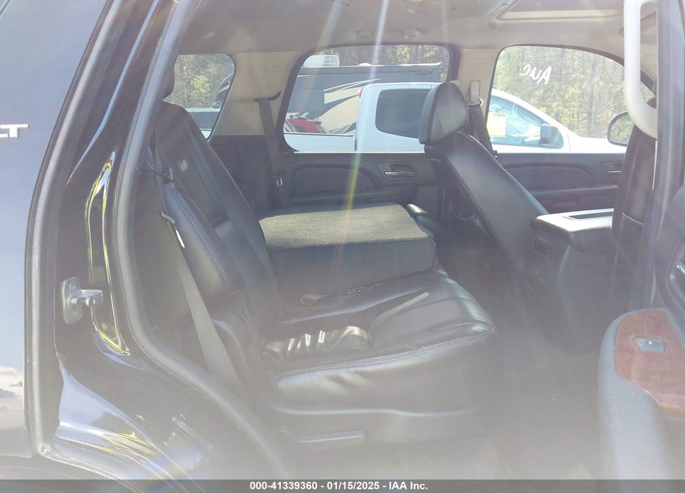2009 GMC YUKON SLT1 VIN: 1GKFK33059R153133