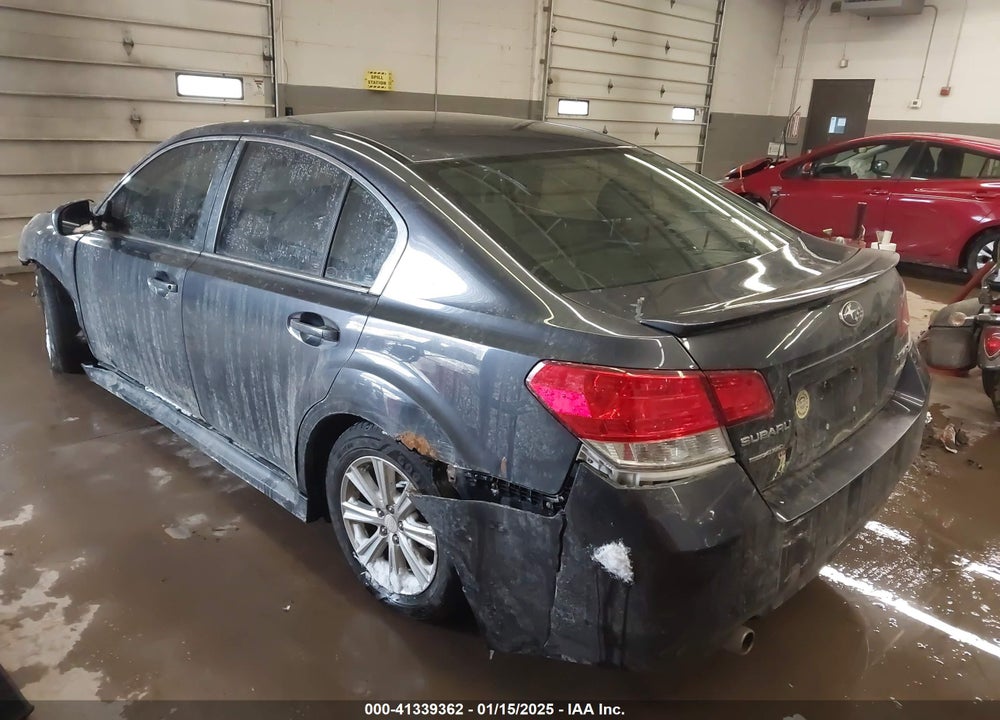 2011 SUBARU LEGACY 2.5I PREMIUM VIN: 4S3BMBG62B3252837