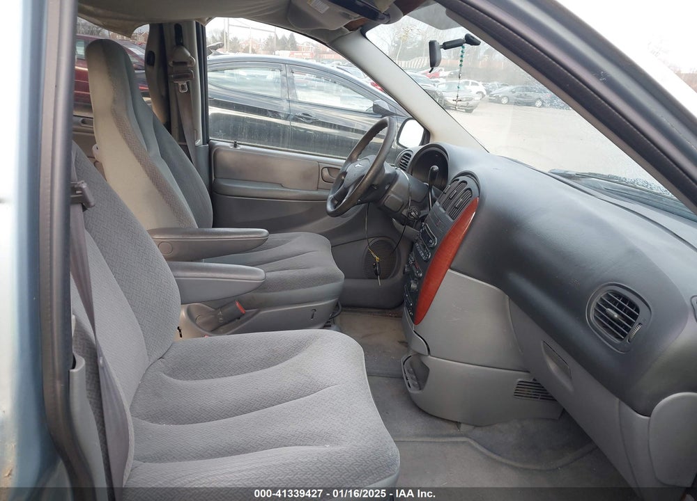 2005 CHRYSLER TOWN & COUNTRY VIN: 1C4GP45R45B239426